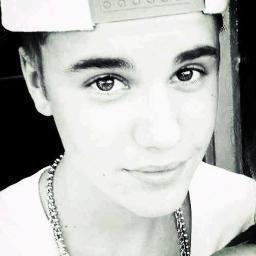 14 from serbia,and i love justin im his #1 fan #belieber4ever #NeverLeaveJustinNoMatterWhat