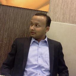 Bihari, Vegetarian, Oakgrovian, XLer, Marketing professional. Aims high. Works smart.