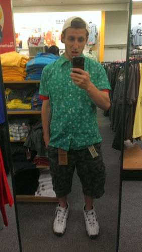 bvolz92's profile picture. get to know me homie, just figuring out the world is round. Who would of thought?