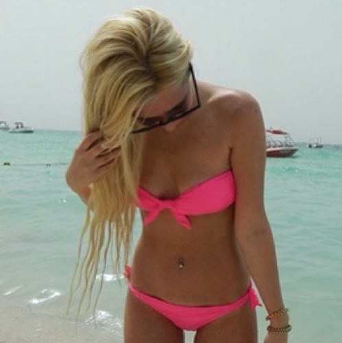 THATBlonde3's profile picture. ♔Not Your Typical Blonde♔
-Im a bitch, get over it