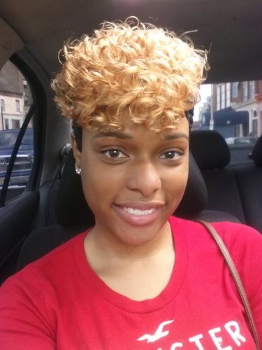 AmberRoZayy's profile picture. Put Me On A Dollar Cuz I'm Who They Trustin' #TeamLightSkin #TeamGemini #DobbinsAlumni #TeamFaithful