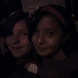 i love you 1d, the wanted abrham mateo y justin bieber 
soy su fan numero1