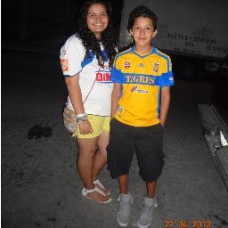 Me gusta jugar Futbol Soccer &
estoy enamorado de mi equipo T I G R E S' ♥