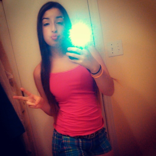 Follow Me (; I'll Follow Back ♥                             Instagram ; Rosie_Pruneda96