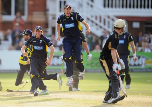 Professional cricketer for @hantscricket looked after by @Insignia_sports. Professional Sports Facilitator for @epicpgc