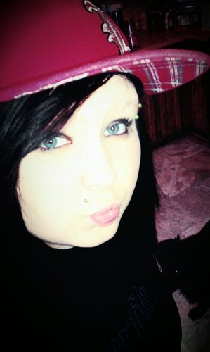 I'm 16 years old, I never believe what most people say. Imma bitchh (: