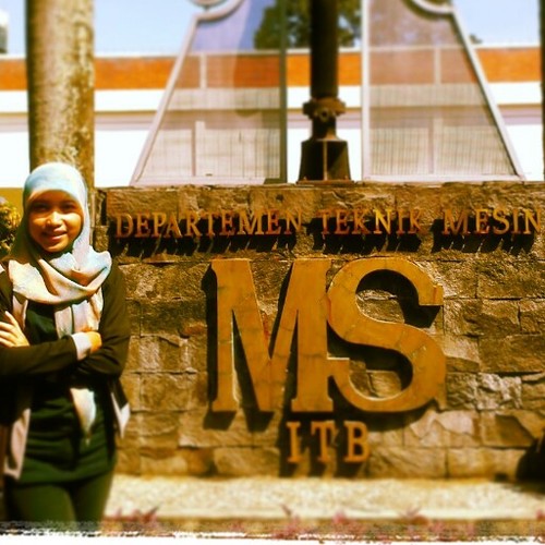 Liaanaaa's profile picture. Bachelor of Industrial Engineering | @KSEUNDIP