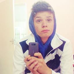 Teu amor me mudou
 Fez o homem que eu sou
 Sabe dar tudo que eu quero
 Você me trouxe a paz
 Mal de amor nunca mais
 Quero amor eterno