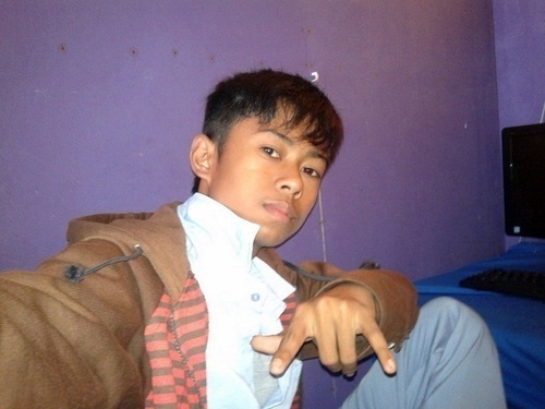 anwardx_071's profile picture. 