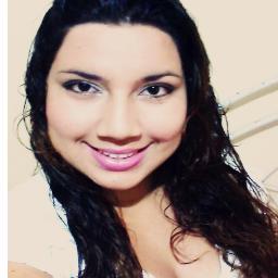 Michele.19 anos..Nascida em 24/03/1993...Signo: Áries...Amizade forte!