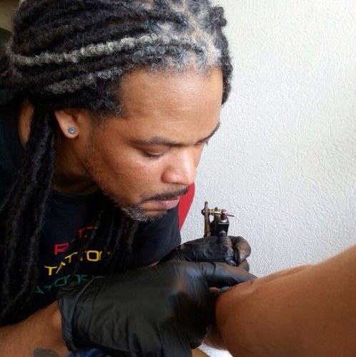 Beginner tattooartist .. Learning myself to be a good artisr ROTTERDAM 0642678204