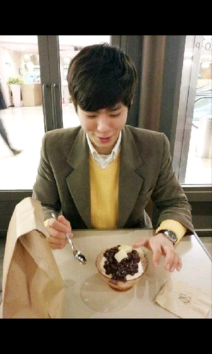 a_12131's profile picture. 