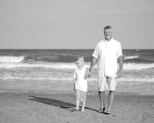 follower and believer of our LORD JESUS CHRIST! married to my best friend and proud parents of a wonderful son!!