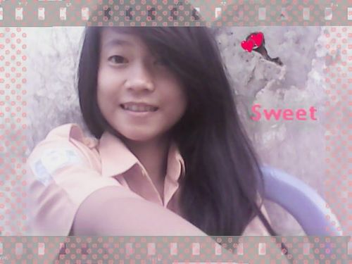 Hello friends !
Revi Dinanti introduce my name :)
l'm loving it and l'll be more care about poeple who want to FOLLOW me :)