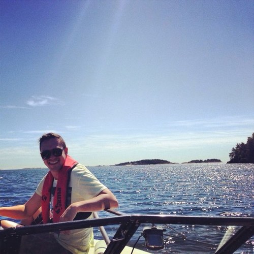 kmifconnected's profile picture. 