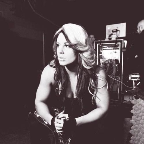 I love mustaches, i'm the divas champion. Powerhouse hybrid diva. ||Single|| [RP]