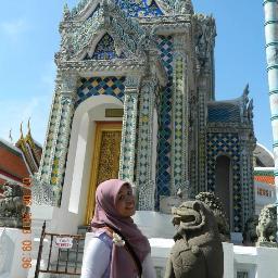 dwi_riska11's profile picture. fight for your dream and your dreams will fight you