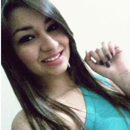 Larissa Dias, 18 anos, Corinthiana, Taurina .