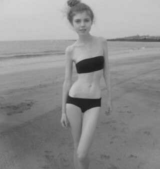 darkthoughts_x's profile picture. I'm just a girl who want to be fit,healthy and thin