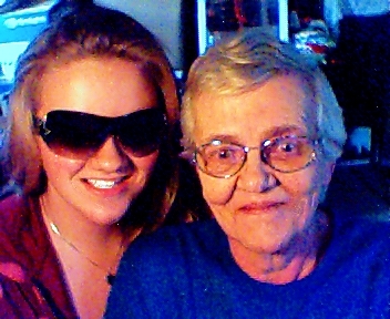 grams32's profile picture. 