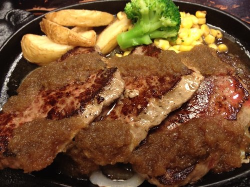 愛知県在住の男です。 趣味は外食🍚X(2023年)になってから投稿始めました。食べた物や株などの投稿をしています。 フォロー、フォローバックしてDM(ダイレクトメッセージ)してくる人は大体怪しいのでフォロー外すかブロックします🙅‍♂️ブルーバッチ付きました🩵