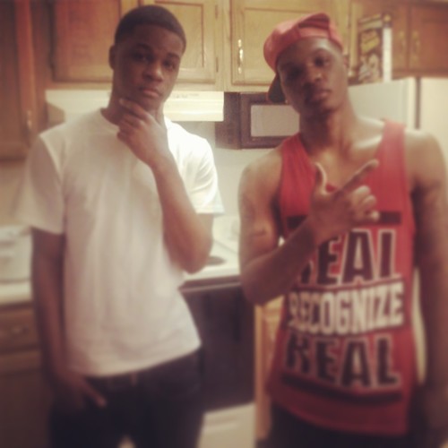 It's Leo ! (K' Leo) The Young Rap Artist From TN . I Make Music And Beats ! #2LiveEnt #MGM #LG, Follow My Brutha @Sxsa2LiveBitch, NEW MIXTAPE COMING SOON #GS