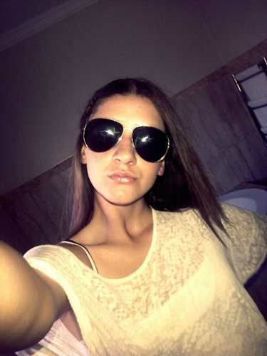 Hey ppl pls follow back ...would be much appreciated ♥☺