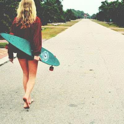 I play the piano,and dance ballet,hip-hop and I'm learning the guitar,(: sk8r