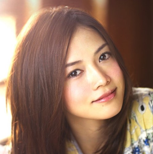 YUI_1987's profile picture. YUIファン・アデュラ〜・FLOWERFLOWER
YUI好きフォローして、フォロバします！