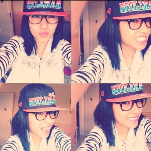 Elea43's profile picture. 