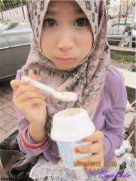 シ atek pido dido deiy pino. .orng bilang kenen kalu sombong tu tak baik. .so,,jgn kesombongan orang. . シ