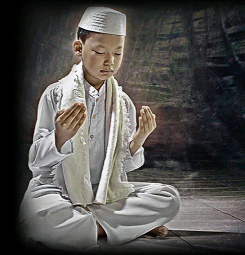seorang IMAGE CREATOR yang ingin menjadi ENTREPRENEUR sukses