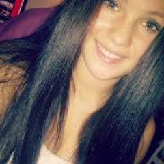 0172//Love youu:*// hou van mn schatjess// watt is je nr ?