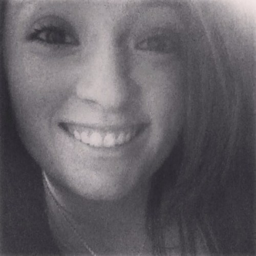 AmandaPaige002's profile picture. Remember to smile, it can do as much as save a life. Proverbs 4:23 ❤