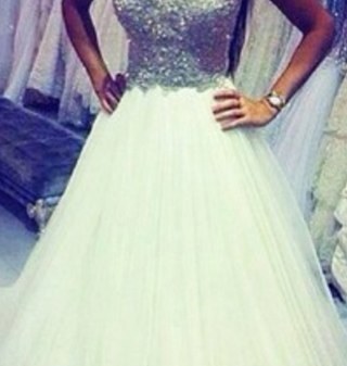 خلك سما واترك القاع للقاع 
student on jhs senior'15
i bolow my candeles in second of NOV 
Q8  aljabriya
