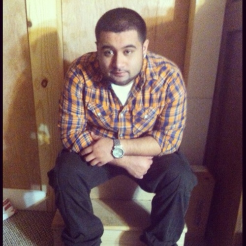 Queens NY
-Rapper | Singer | Engineer 
#Sneakers #Music #PunchGang 

-Instagram @CPE_Barz
THEY GET FLY I AM FLY ✈