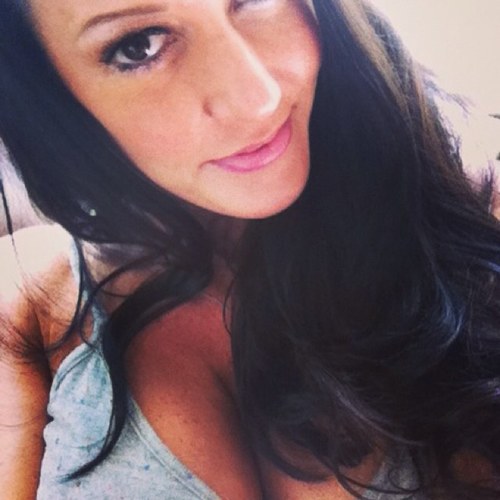 Mutually Discreet is the premiere Sugar Daddy dating website for those seeking discreet arrangements.
Follow us on Instagram and Facebook - MutuallyDiscreet