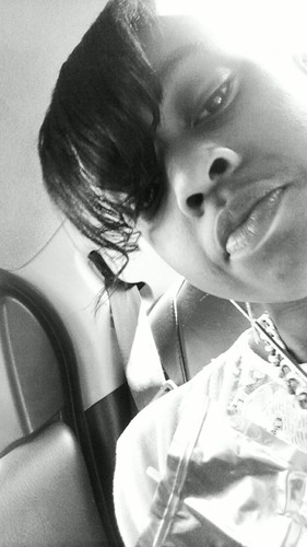 HoplessDreams98's profile picture. 