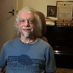 aroyal4oz's profile picture. I believe constitutional monarchy is the way to go - our own. Am single, a composer, live alone. Have a large, varied multimedia library.