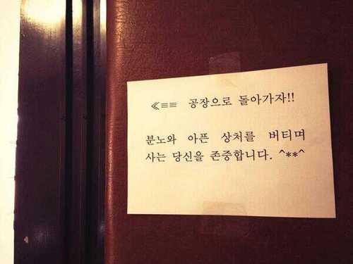 miru44454's profile picture. 삶은 끊임없이 의미를 물을 것이다.