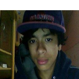 Hola me llamo nicolas soy un pibe muy piola soy tierno me encanta la joda me gusta andar en skate andar en moto e.t.c