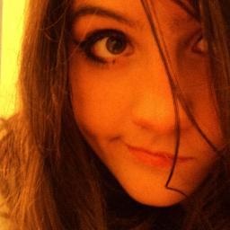 Amo lasanha, sou divertida, adoro ficar com meus amigos e amo animes! acho que por enquanto é só ;p...      me sigam no instagram também:  @behsaibro