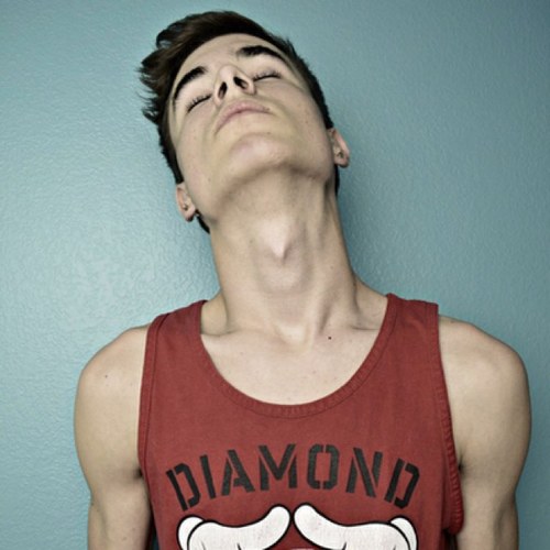 fakingpan's profile picture. my bf is preggerzz :-//