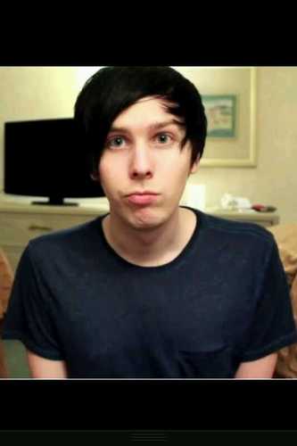 my name is Phil my life sucks I'm bullied I'm gay and nobody likes me