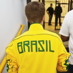 “Não importa, eu vou te buscar do outro lado do mundo. Toda distância é miníma perto da minha vontade de te encontrar.” @justinbieber