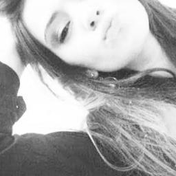 quem vê ↔ pensa
 quem fala ↔ acha
 quem conhece ↔ sabe
 
 sou αquelα princesinha linda
 dos contos de fαdαs *-*
 O que eu quero eu vou conquisto