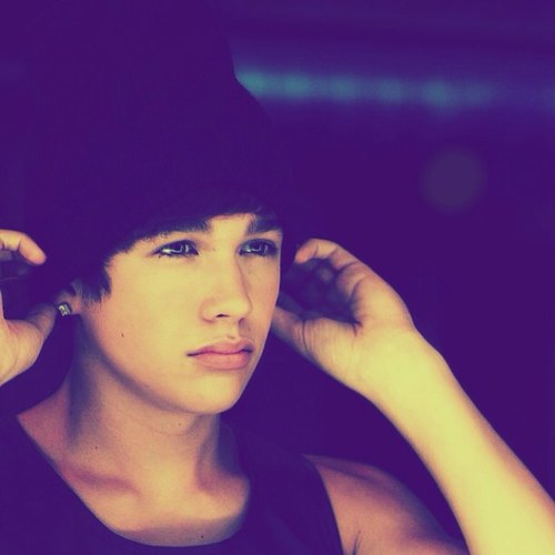 melissa_lizzy's profile picture. Mahomie~directioner~janoskianator~jcat~ belieber~untill i die~love them so much~fangirl~best idols ever~❤