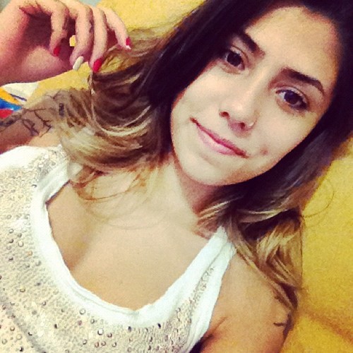 Oficial !! No momento ja tenho namorado só que tesões aa as vagas estao aceitas.....bjksss RippiGabriela@gmail.com

http://t.co/Kt5jhdyjEU