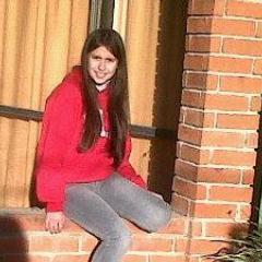 Hi! I love,Harry,Zayn,Niall,Liam.Louis..They make me happy and It's so funny that they came to my country..