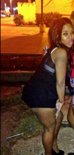 Fuck Niggaz and Bitches I ain't worried bout either cause Brittany gon do her ya best to believe her